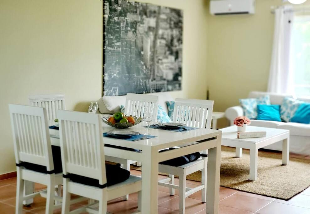 Ocean Drive Beach, Relax, Enjoy. Apartamento *